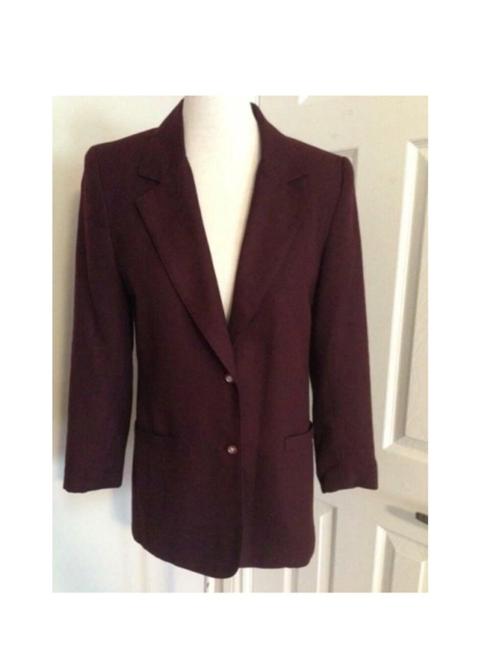 Woman Suit by Jaclyn Smith, Burgundy Office Dress Suit, Jacket lined size 6